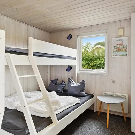 Amazing Home In Hejls With House Sea View * Hejls